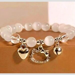 Sanrio HELLO KITTY Pearly White Crystal Beaded Rhinestone Charm Bracelet